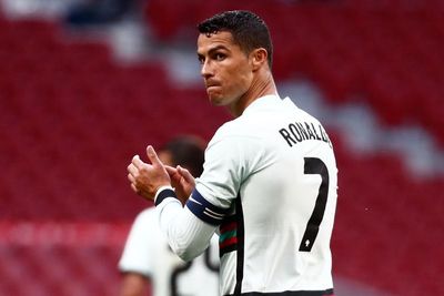 Viral Video Ronaldo Berlari 10 Detik dari Kotak Penalti ke Kotak Penalti
