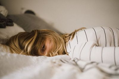 5 Kebiasaan Buruk yang Merusak Otak tanpa Kita Sadari, Hindari!