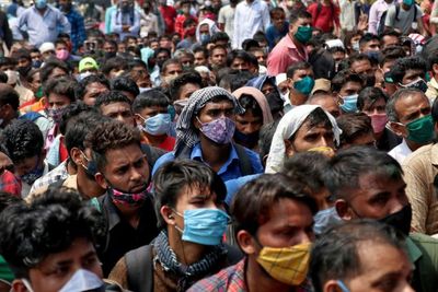 Kasus Covid-19 Mereda, India Mulai Longgarkan Lockdown