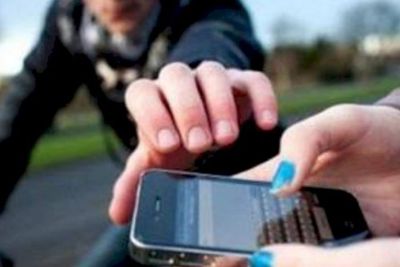 Tergiur Hidup Foya-foya dan Mabuk, Pecatan Polisi Ini Nekat Jadi Spesialis Jambret HP