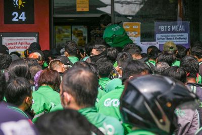 Imbas Kerumunan BTS Meal, Pemprov DKI Tutup 20 Gerai McD di Jakarta