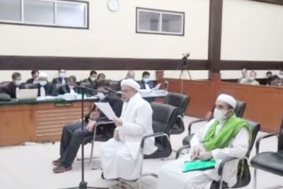 Tuntutan 6 Tahun Penjara Kasus Tes Swab, Rizieq: Abuse of Power Bandingkan Djoko Tjandra