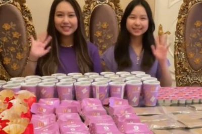 BTS Meal Dijadikan Es Krim, Netizen ke Sisca Kohl: Salah Bapaknya Belikan Mesin Es Krim