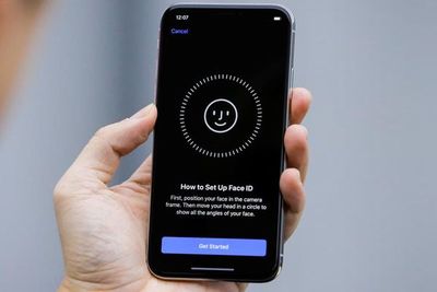 Apple Ingin Lenyapkan Password dengan Menggunakan Face ID dan Touch ID
