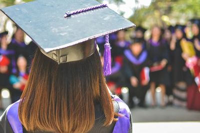 Persaingan Kerja Makin Ketat, Fresh Graduate Kampus Ternama China Melamar Jadi Pembantu