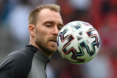 Eriksen Dibawa ke Rumah Sakit Usai Pingsan, Pertandingan Denmark vs Finlandia Ditangguhkan