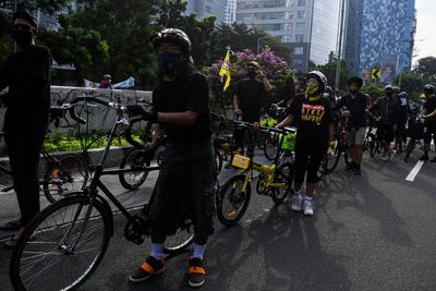 Kadishub DKI Sebut JLNT Cuma untuk Pesepeda dengan Fisik Terlatih