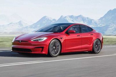 Tesla Model S Plaid Mulai Dikirim ke Pembeli, Elon Musk: Lebih Aman dari Volvo