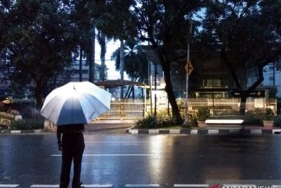 BMKG Prediksi Hujan Guyur Sebagian Jakarta Hari Ini