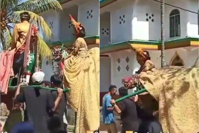 Duh! Pengantin Wanita Terjungkal saat Arak-arakan di Pernikahan, Pemikul Tandu Main-main