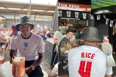 Nobar Laga Inggris vs Kroasia, Lingard Pakai Jersey Declan Rice