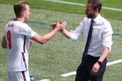 Jaga-jaga! Skuad Inggris Jalani Pemeriksaan Jantung Pasca Insiden Christian Eriksen