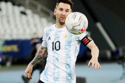 Mengintip Gol Tendangan Bebas Messi ke Gawang Chile, Free Kick ke-57-nya Sepanjang Karir