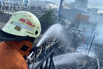 Rumah Makan Ampera di Jaktim Hangus Terbakar, Kerugian Capai Rp400 Juta