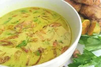 Bingung Mau Buat Apa Hari Ini? Gimana Kalau Masak Soto Medan Isi Ayam Aja?
