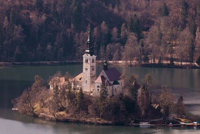 Slovenia Sudah Capai Herd Immunity, Negaranya Kini Kembali Normal