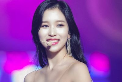 Punya Wajah Cantik, Mina Diklaim Jadi Member TWICE dengan Fans Paling Banyak