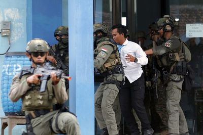 FOTO: Latihan Pembebasan Sandera Marinir Indonesia-Amerika