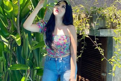Bagian Laki-laki Lucinta Luna Terlihat, Usai Unggah Foto Pakai Make-Up Flawless Ini