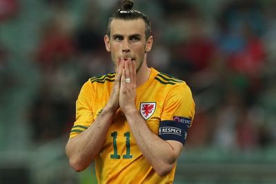 Wales Kalahkan Turki Tapi Gareth Bale Gagal Penalti, Netizen: Dia Pikir Lagi Main Golf