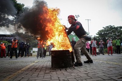 FOTO: Pelatihan Keadaan Darurat di Mal