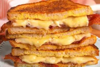 Pagi Ini Kita Makan Roti Panggang Isi Keju Yuk Guys? Ini Resep Membuatnya