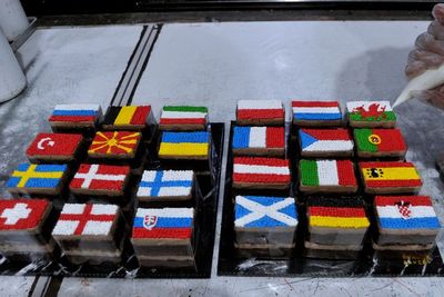 FOTO: Produksi Kue Bertema Euro 2020
