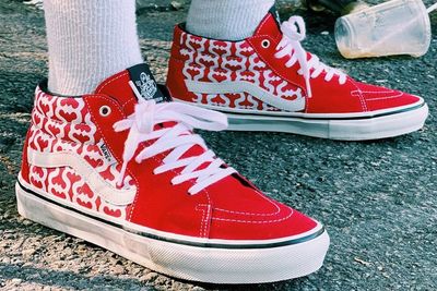 Vans Kembali Kolab dengan Supreme, Hadirkan Produk Sepatu Baru