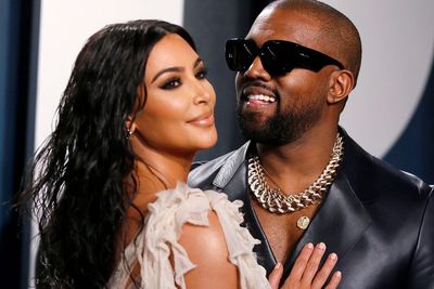 Meski Telah Bercerai, Kim Kardashian Tetap Jadi Penggemar Berat Kanye West