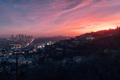 Kini, Warga California Dapat Kesempatan Liburan Gratis dan Diberi Uang Saku Usai Vaksinasi