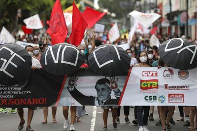 500 Ribu Kematian akibat Covid-19, Warga Brasil Berdemo Tuntut Presiden Jair Bolsonaro