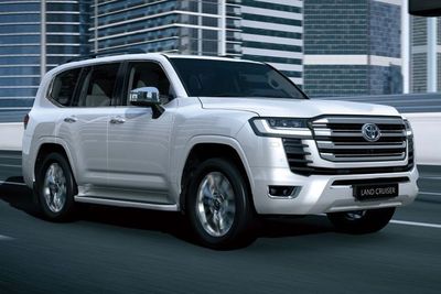 Toyota Pastikan Mobil Land Cruiser Terbaru akan Hadir di Indonesia!