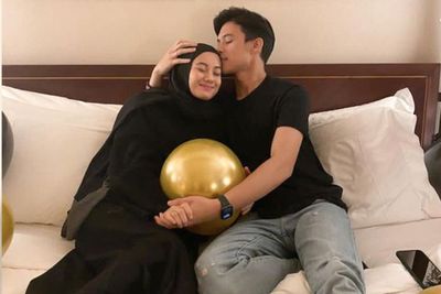 Bernama Arshakalif Muhammad Mbayang, Ini Makna Nama Putra Pertama Dinda Hauw & Rey Mbayang