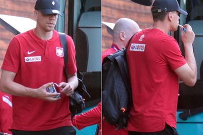 Kiper Polandia Szczesny Terciduk Merokok Sebelum Hadapi Spanyol di EURO 2020