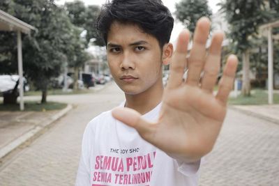 Bintang Emon Ngaku Sedang Diendorse Covid-19: Lagi Bagi-bagi Duit dan Invoice