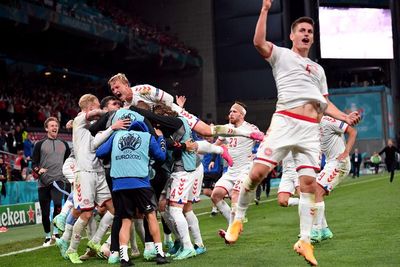 Denmark Menang 4-1 Lawan Rusia, Secara Dramatis Lolos ke 16 Besar