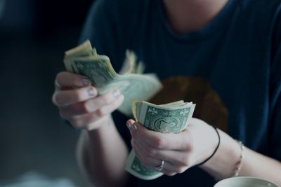 Parah! Warga Terjebak Utang di 141 Pinjaman Online, Penyebabnya Sangat Sepele