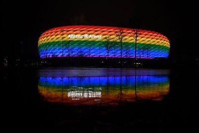 UEFA Disebut Menentang Rencana Jerman Hiasi Allianz Arena dengan Lampu Pelangi Pro LGBT