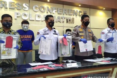 Polda Jatim Bekuk Sindikat Pembuat Ijazah Palsu, Beroperasi Sejak 2019