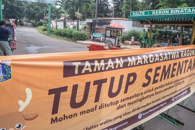 FOTO: Penutupan Sementara Kebun Binatang Ragunan