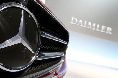 Fokus ke Kendaraan Listrik, Daimler Berencana untuk Produksi Baterai Sendiri!
