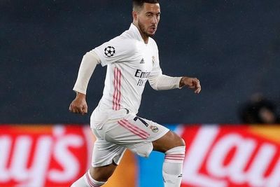 Kagum, Yaya Toure Sebut Bokong Besar Eden Hazard Bikin Lawan Susah Rebut Bola