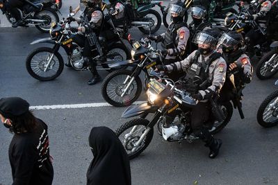 200 Orang Lebih Diamankan Polisi Jelang Sidang Habib Rizieq, Ada yang Bawa Sajam