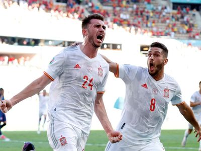 FOTO: Euro 2020, Spanyol Bantai Slovakia 5-0