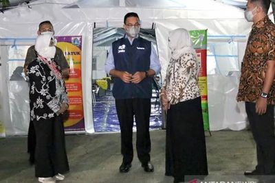 Anies Sebut Tenda Darurat Pasien COVID-19 Sudah Dipasang pada 22 Rumah Sakit di Jakarta