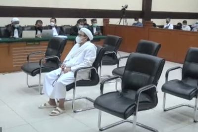 Hari Ini Habib Rizieq Shihab Jalani Sidang Putusan Kasus RS UMMI Bogor