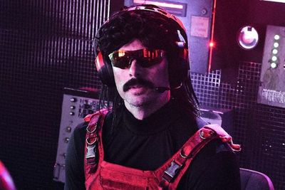 Sudah 1 Tahun, Alasan Dr Disrespect Diblokir Permanen dari Twitch Belum Jelas!