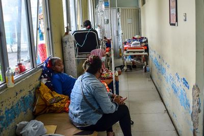 Jaga Diri! RS di Jawa dan Jakarta Sudah 90% Penuh, Pasien Penyakit Lain Tak Tertangani