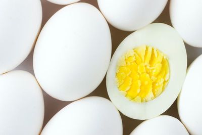 7 Makanan Sumber Vitamin D Pengganti Cahaya Matahari