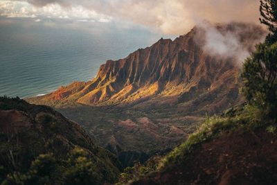 Nahas, Pria Berusia 52 Tahun Ini Meninggal Dunia Usai Jatuh Saat Hiking